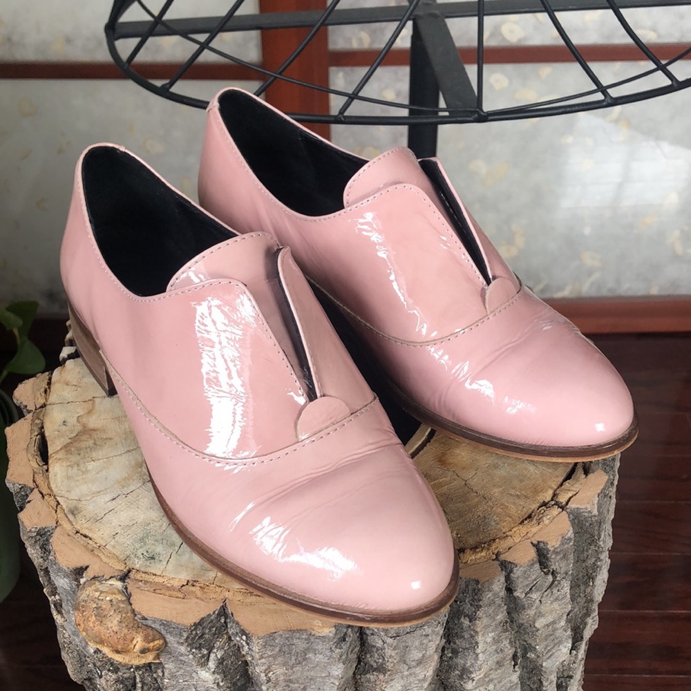 L'INTERVALLE patent leather loafer - blush pink (Sz. EU37 - US6.5/7)